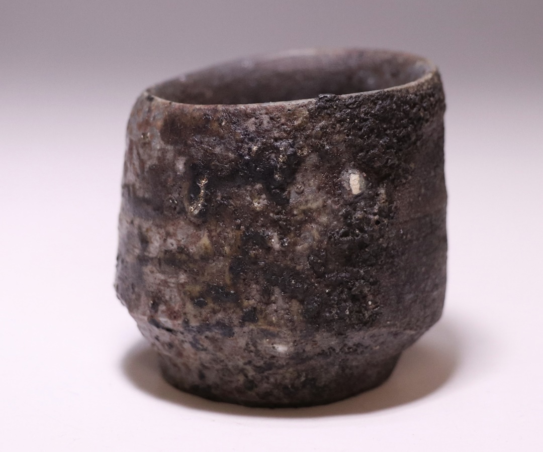 小山末廣 作 「備前窯変ぐい呑」 ～備前焼専門卸小売店 川口陶楽苑～