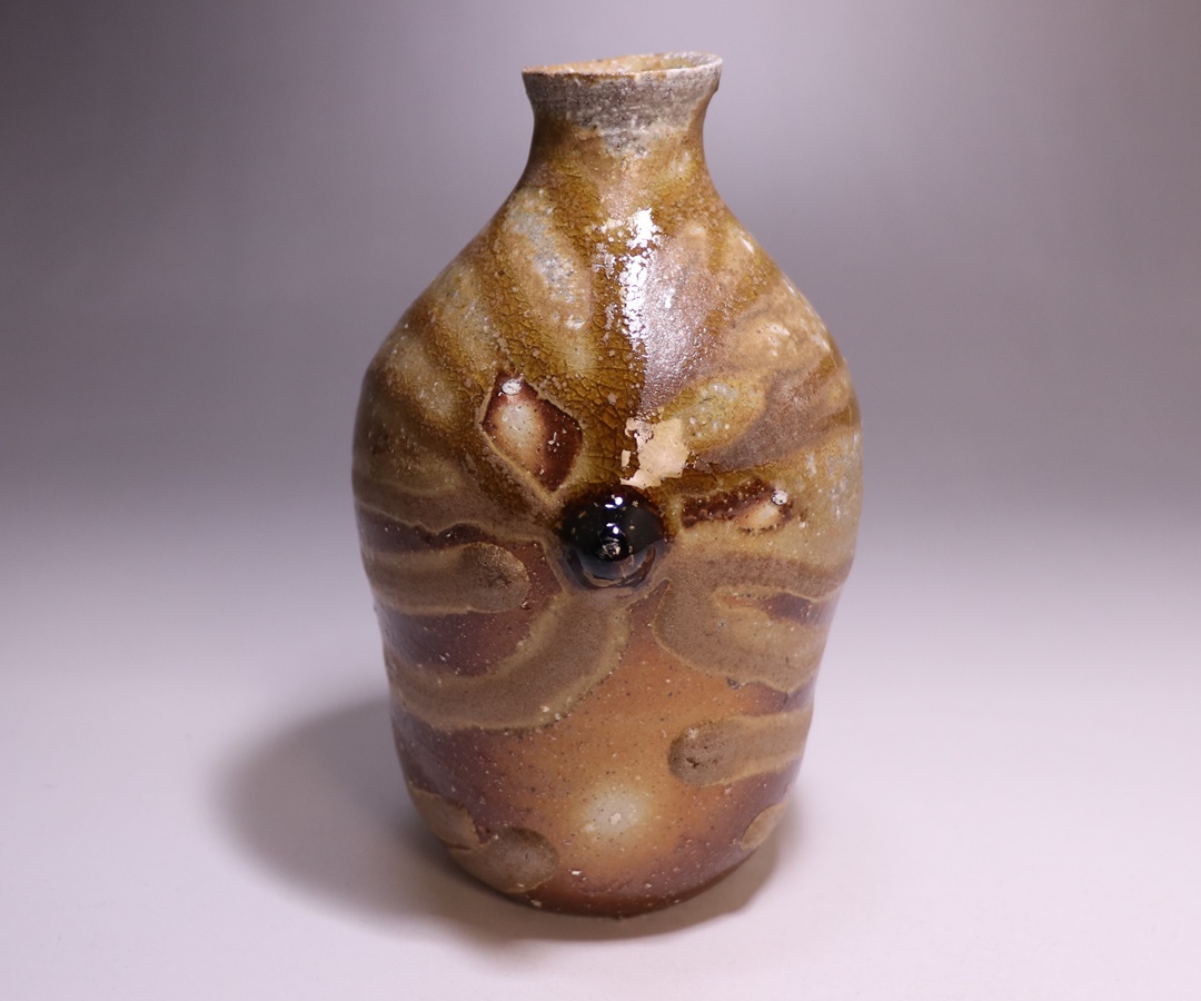 伊勢崎晃一朗 作 「備前徳利」 ～備前焼専門卸小売店 川口陶楽苑～