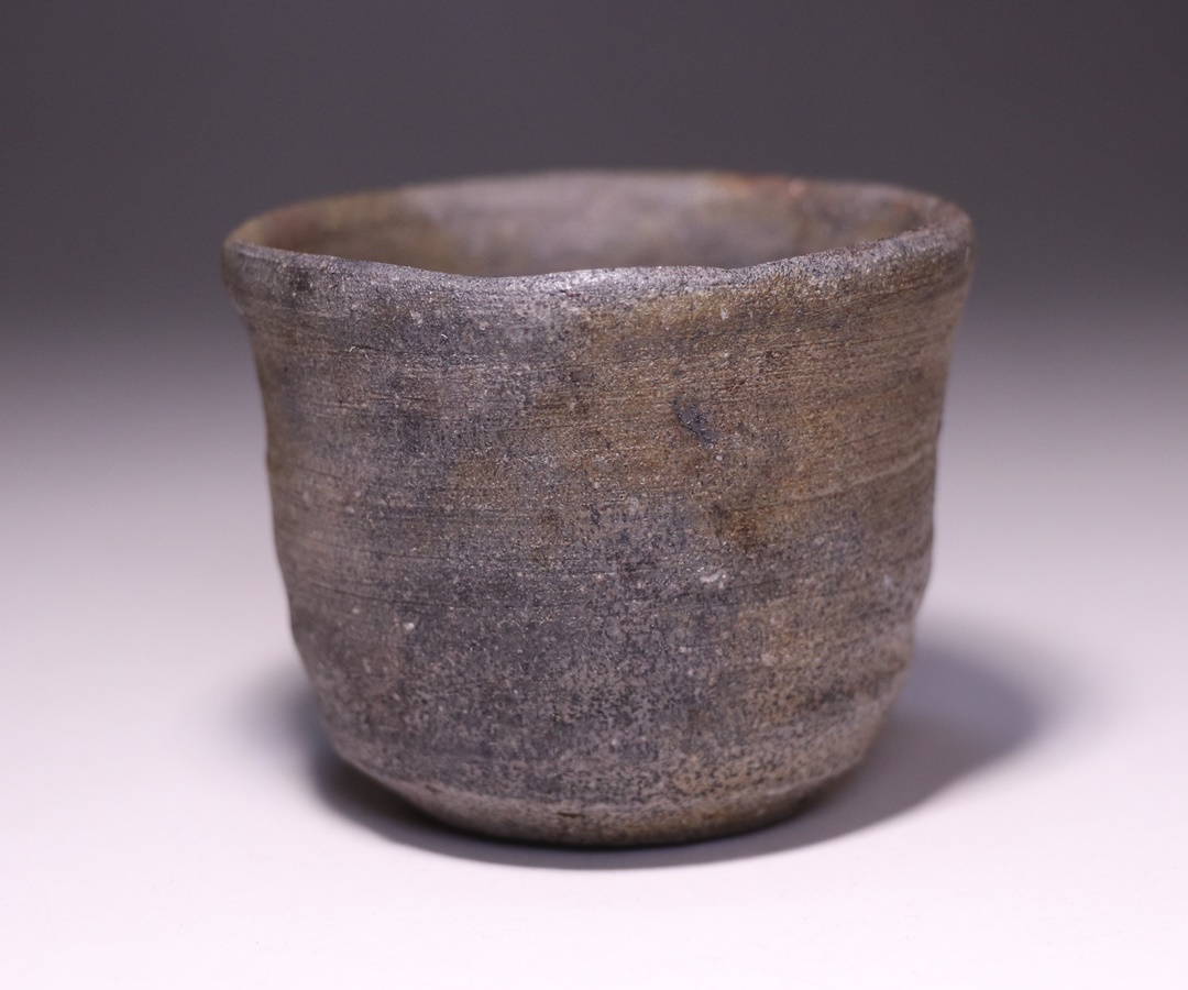 小山末廣 作 「備前窯変酒呑」 ～備前焼専門卸小売店 川口陶楽苑～