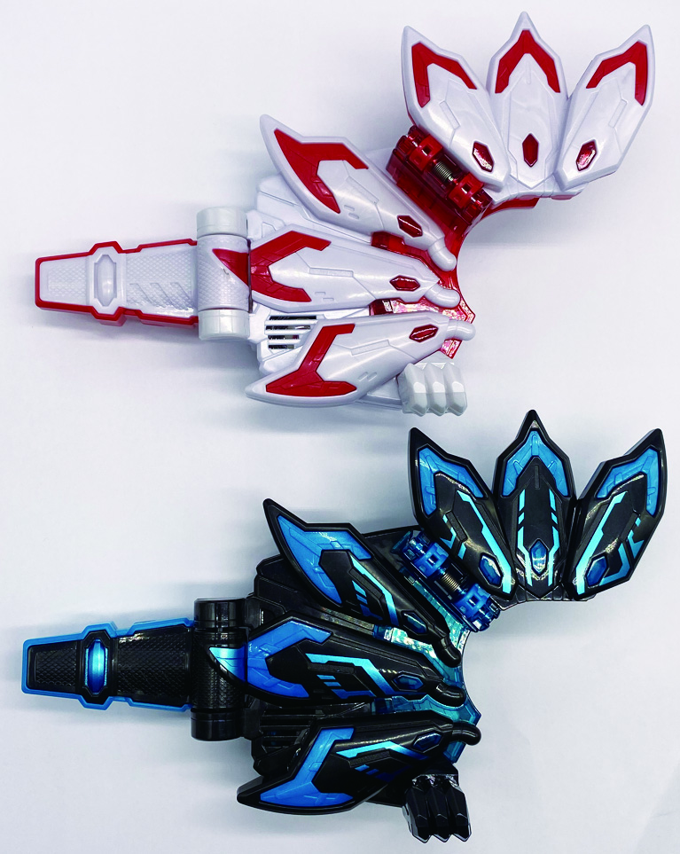 映画公開に先駆けて、クロスギーツアイテム予約開始！｜仮面ライダー