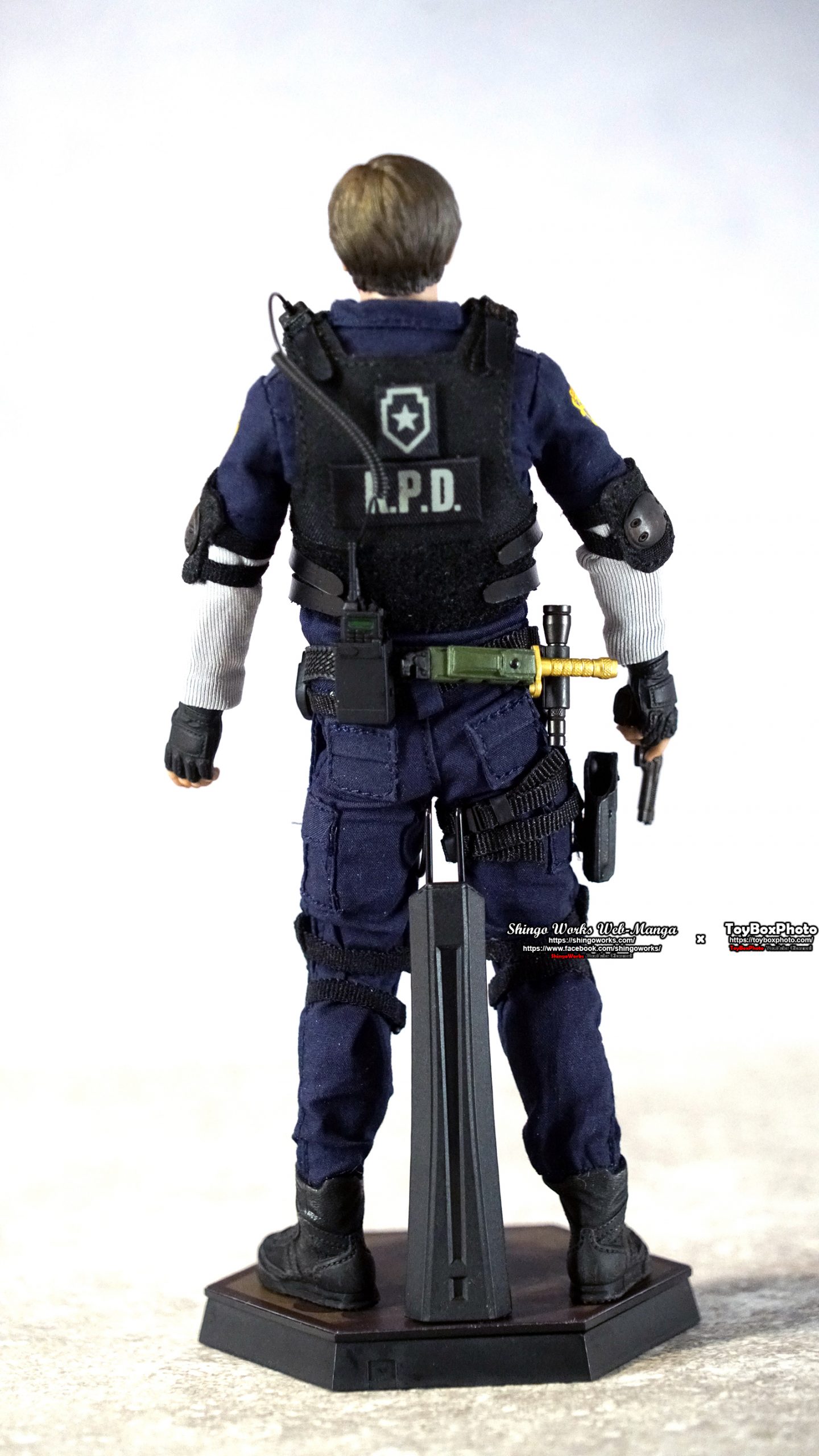 LIMTOYS 1/12 R.P.D 警察官OFFICER フィギュアRE2