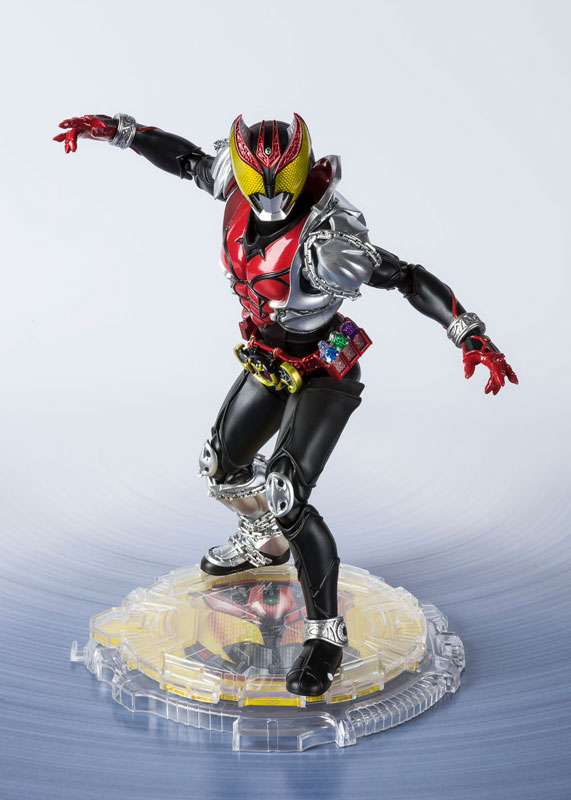 仮面ライダーキバ】S.H.フィギュアーツ（真骨彫製法）『仮面ライダー