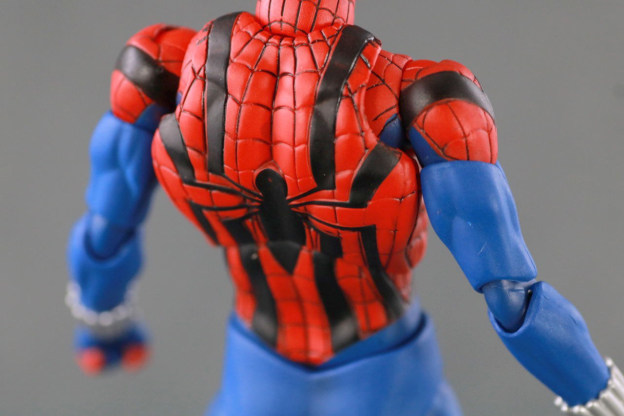 MAFEX スパイダーマン（ベン・ライリー） レビュー | トイハコ