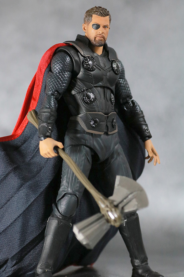 MAFEX ソー（アベンジャーズ／インフィニティウォー） レビュー | トイハコ