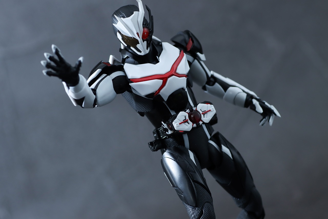 S.H.フィギュアーツ 仮面ライダーアークワン レビュー | トイハコ