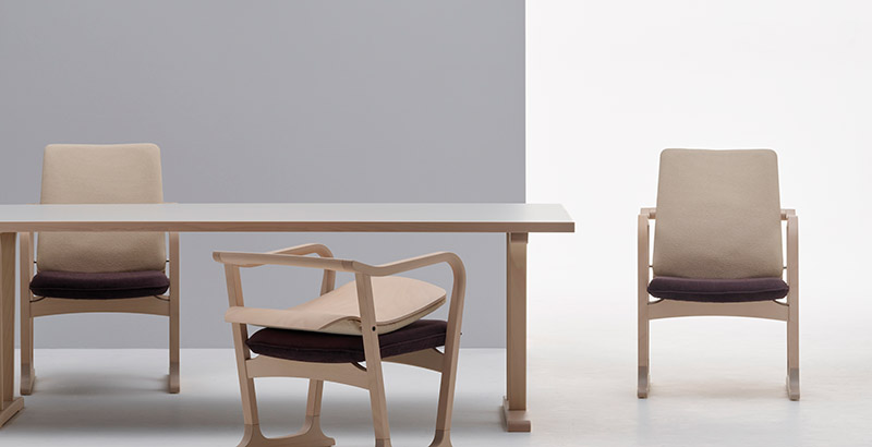 TSUBOMI Low Chair | 豊橋木工株式会社