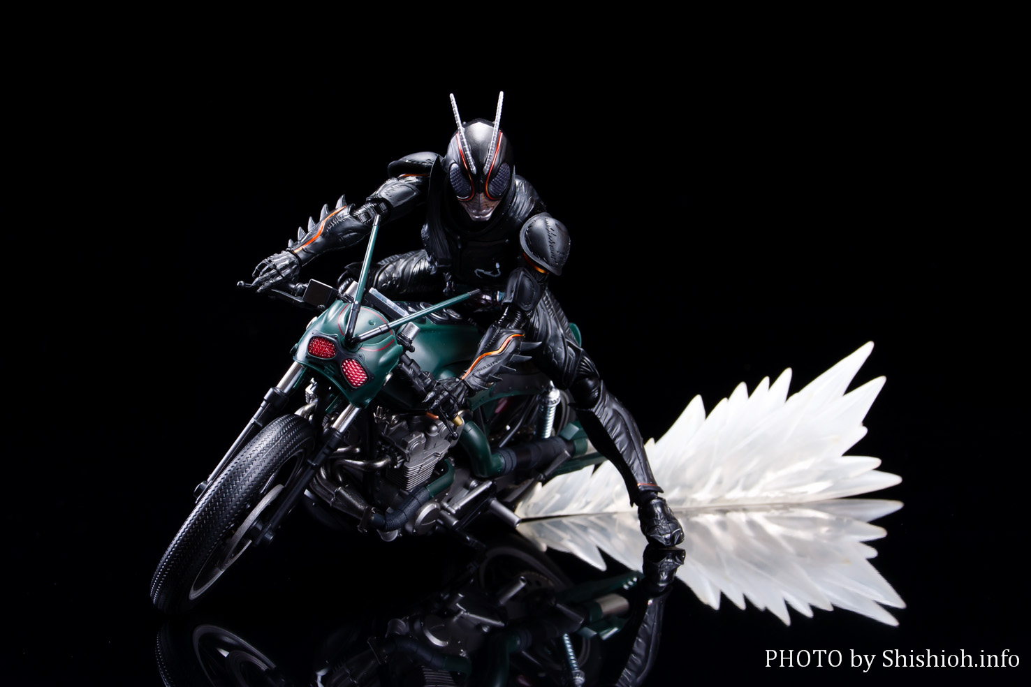 レビュー】S.H.Figuarts バトルホッパー（仮面ライダーBLACK SUN）