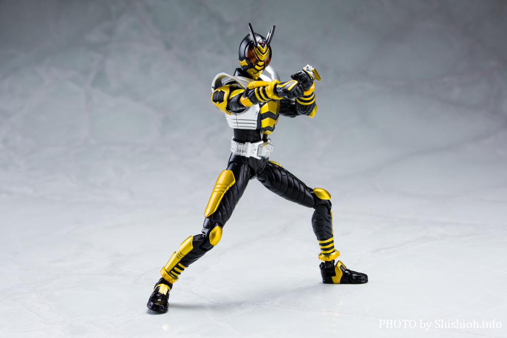 レビュー】S.H.Figuarts 仮面ライダー ザビー