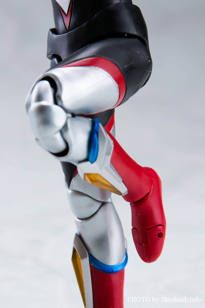 徹底レビュー】S.H.Figuarts ウルトラマンオーブ オーブトリニティ