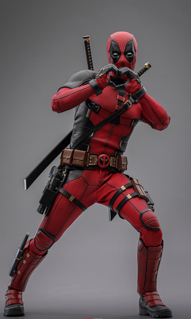 In stock🔥Hot Toys MMS746 Deadpool & Wolverine 1/6 Deadpool