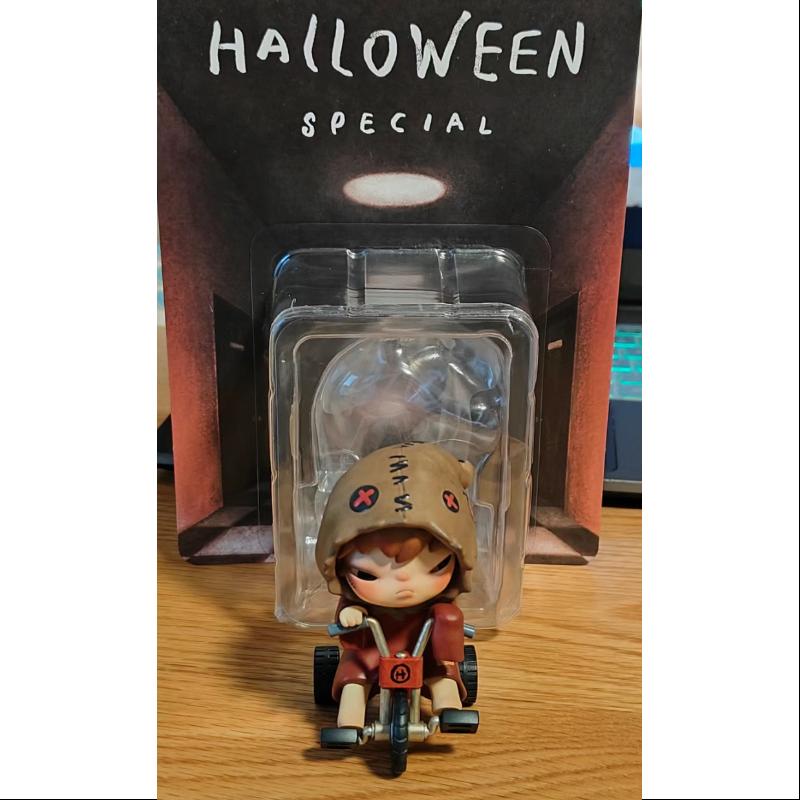 Hirono Halloween Special Art Toy Figurine Limited edition – TOYSEZ