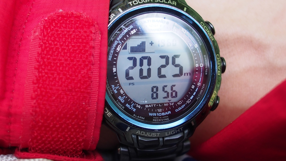 カシオPROTREK マナスル デジタルウォッチ レビュー【登山専用腕時計