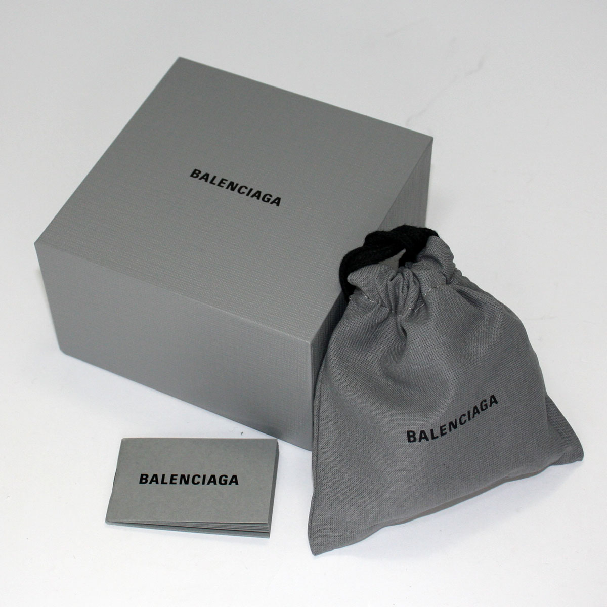楽天市場】【送料無料】BALENCIAGA バレンシアガ Pearl ピアス パール