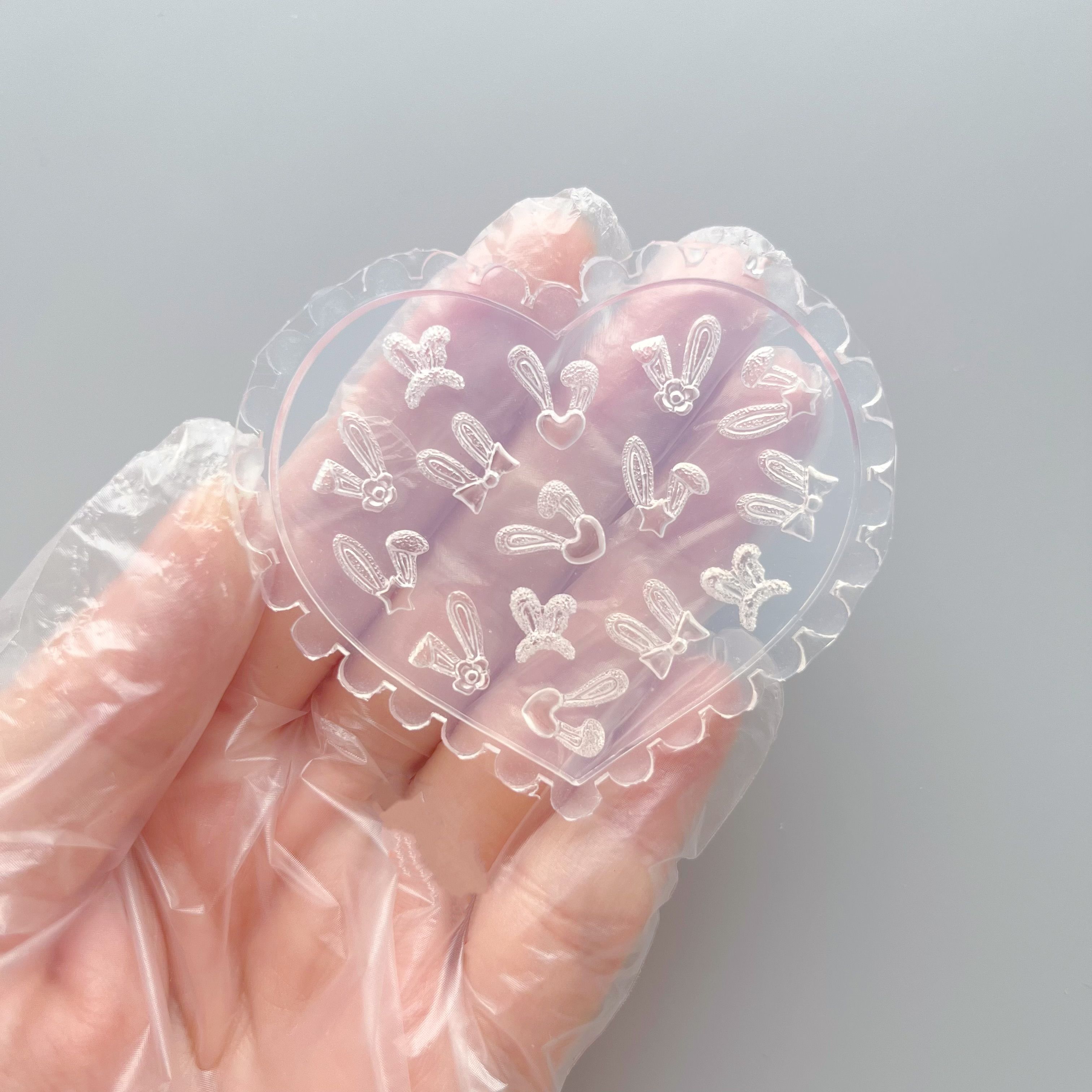 楽天市場】【シリコンモールド H006】うさ耳 ネイルパーツ 封入パーツ