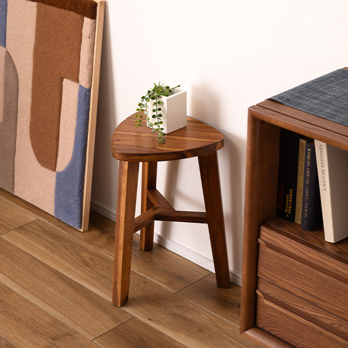 楽天市場】[レビュー特典]木製 スツール アカシア無垢材 三角形 3本脚
