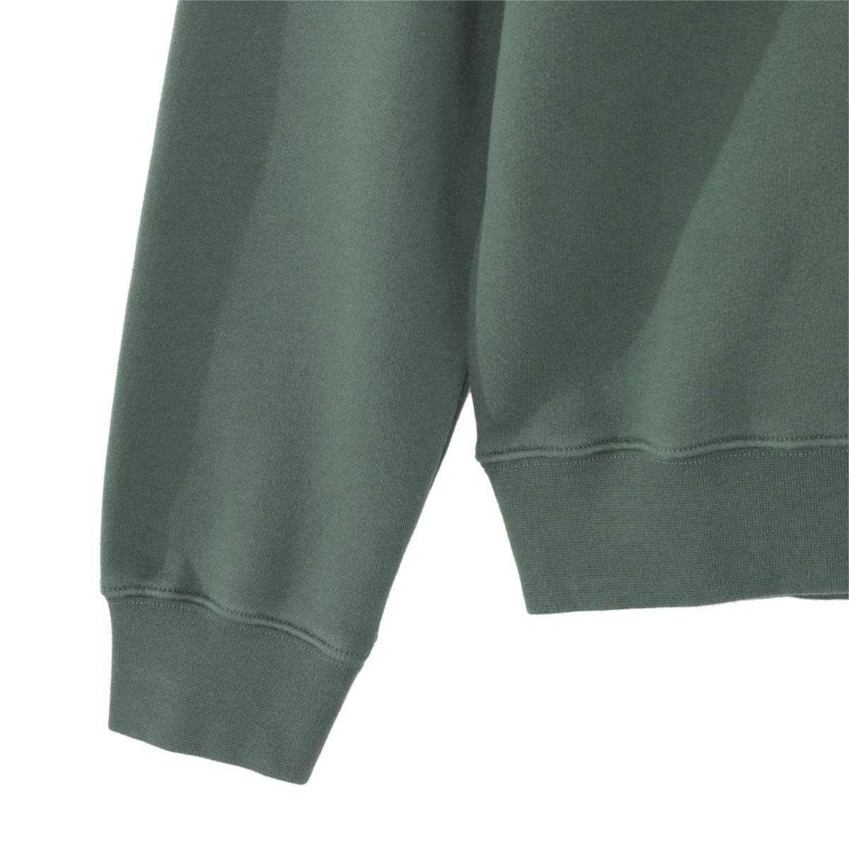 松木のよく映える庭で】 メゾンキツネトレーナーLM00302KM0307 楽天