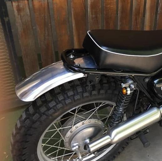 楽天市場】W400、W650、W800 ビンテージ スクランブラー アルミ リア