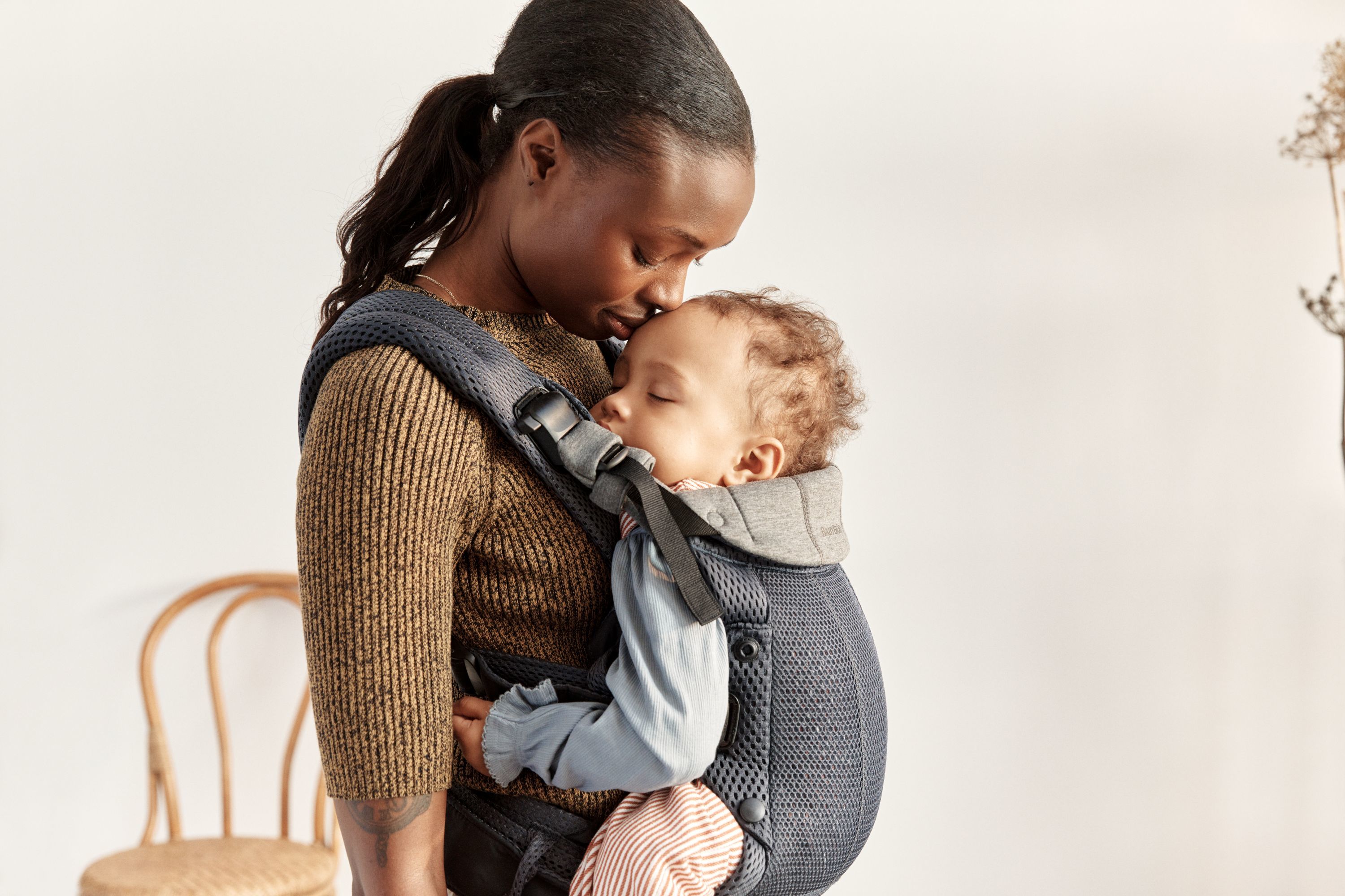 楽天市場】ベビービョルン 抱っこ紐 ハーモニー アンスラサイト