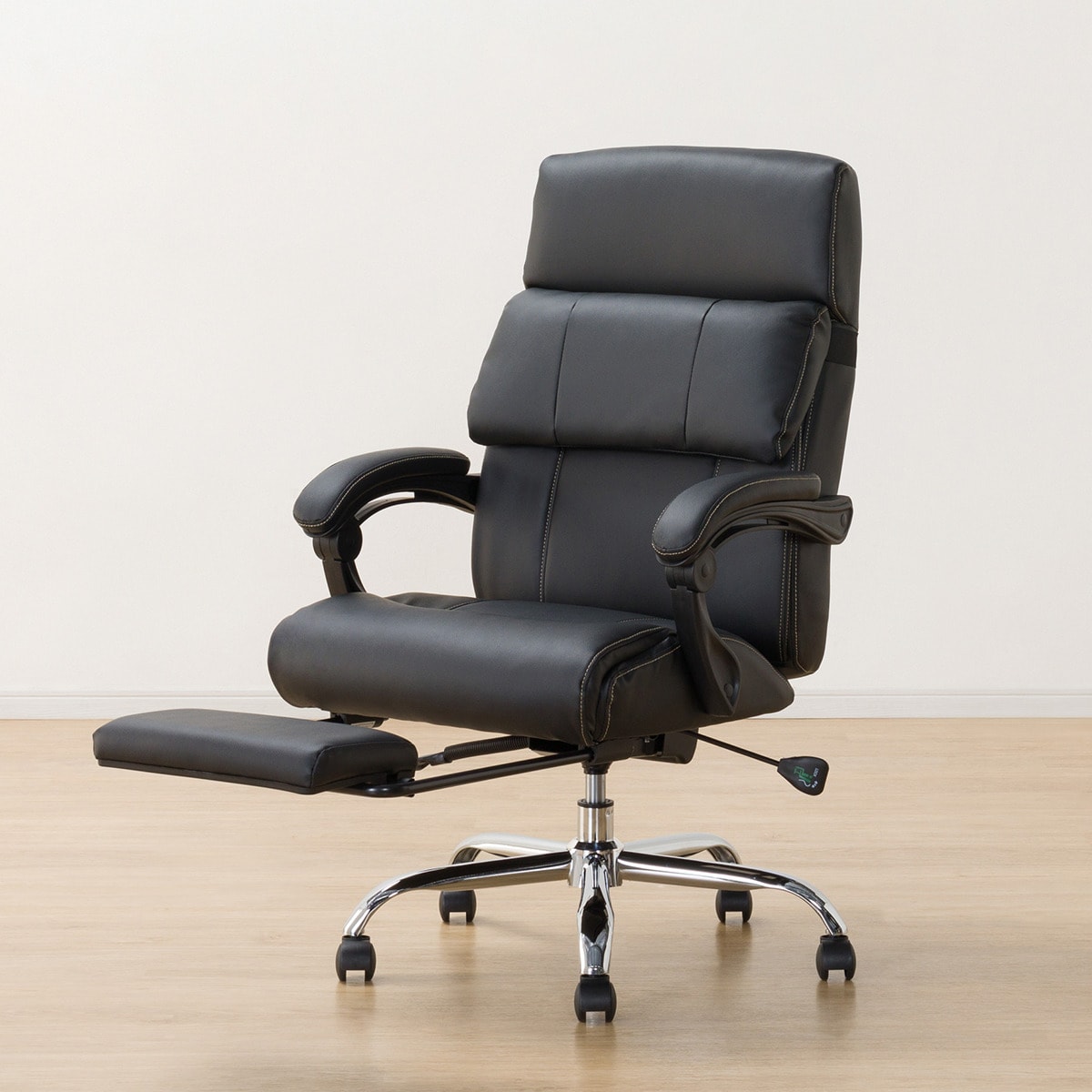 楽天市場】[幅79cm] オフィスチェアフットレスト付き (OC702 BK