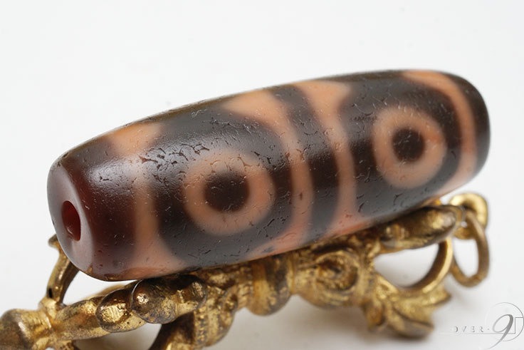 楽天市場】《現物限り一点物》 【 四線虎牙六眼天珠 老礦天珠 約34mm