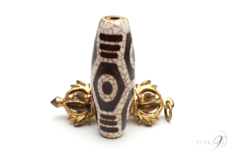 楽天市場】【龍紋天珠 龍六眼天珠 約41mm×14mm】【メール便可