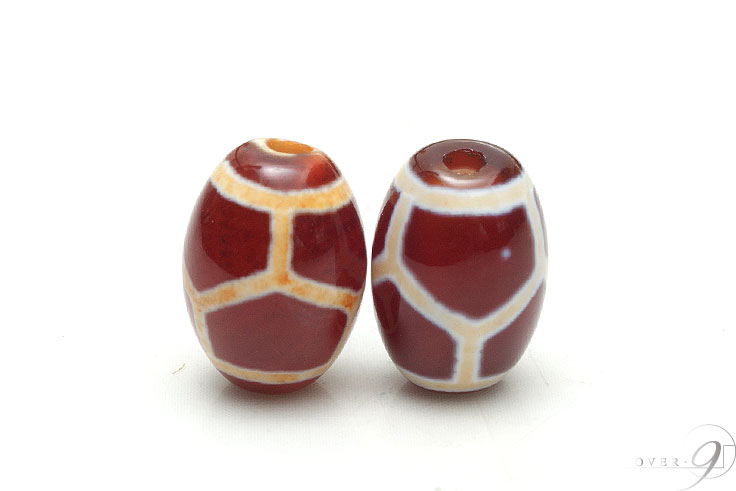 良品天珠‼️西蔵老礦紅朱砂亀甲寿長寿紋金剛四眼天珠 亀甲長寿天珠の意味とは 亀甲紋と九眼と六眼