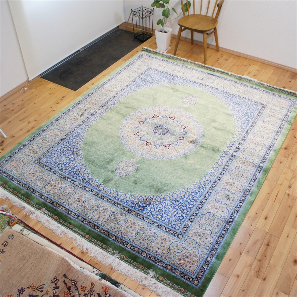 楽天市場】【本場イラン産】 ペルシャ絨毯 ( 機械織り ＆ 手織り仕上げ