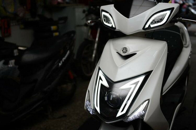 楽天市場】GAMMAS デイライト LED フラッシャーセット ライトスモーク