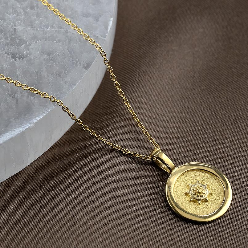 楽天市場】純金 24金 ネックレス メンズ 八咫鏡 ペンダントトップ 24k