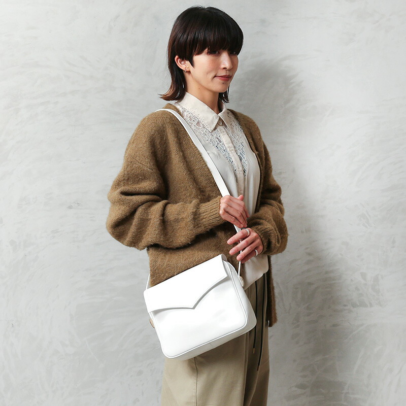 楽天市場】☆実物 新品 デッドストック イタリア海軍 ホワイト レザー