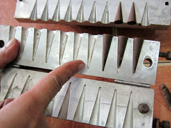 楽天市場】無添加 手作り 高級天然沈香 コーン型 ベトナム産沈香三角お