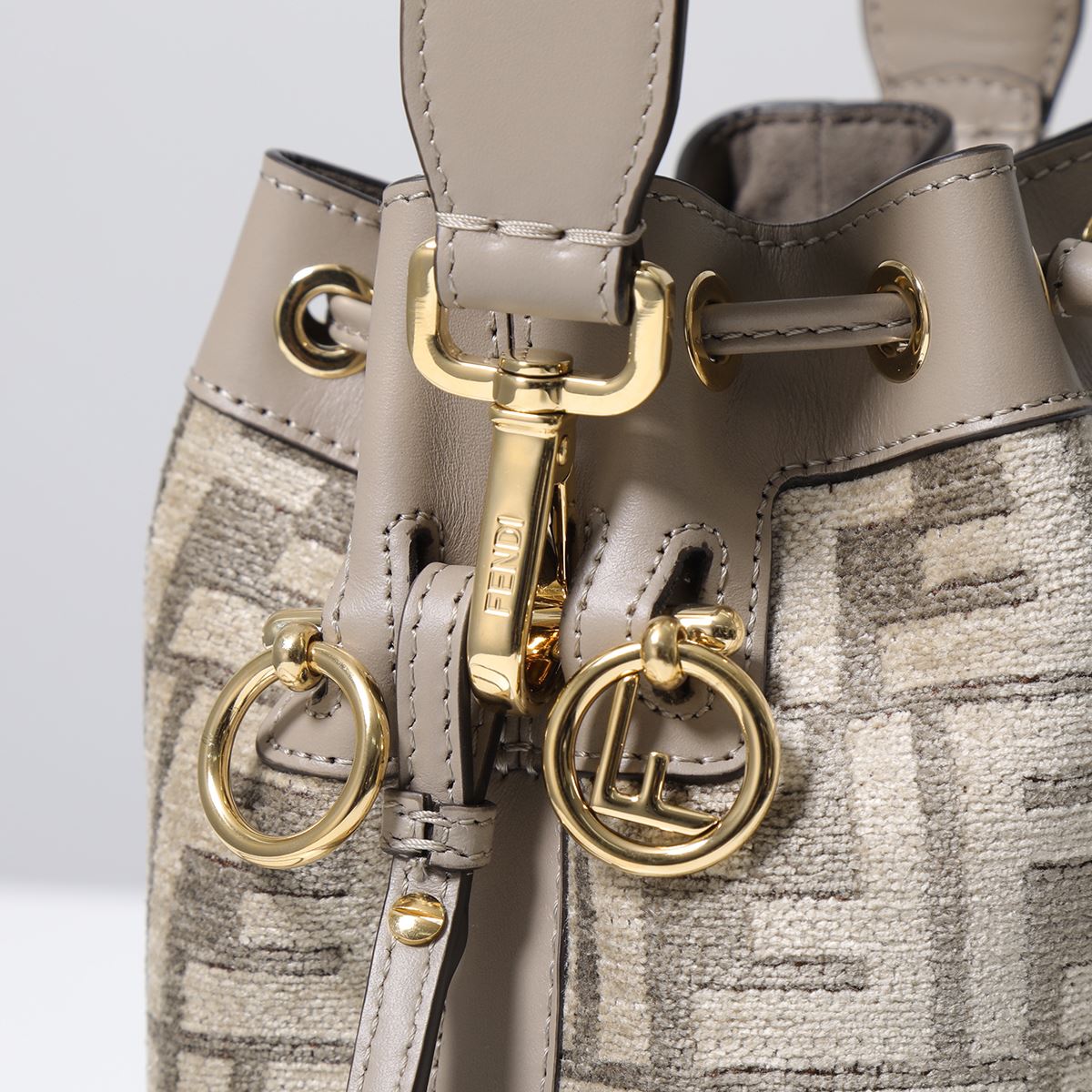 楽天市場】FENDI フェンディ ショルダーバッグ MINI MON TRESOR モン