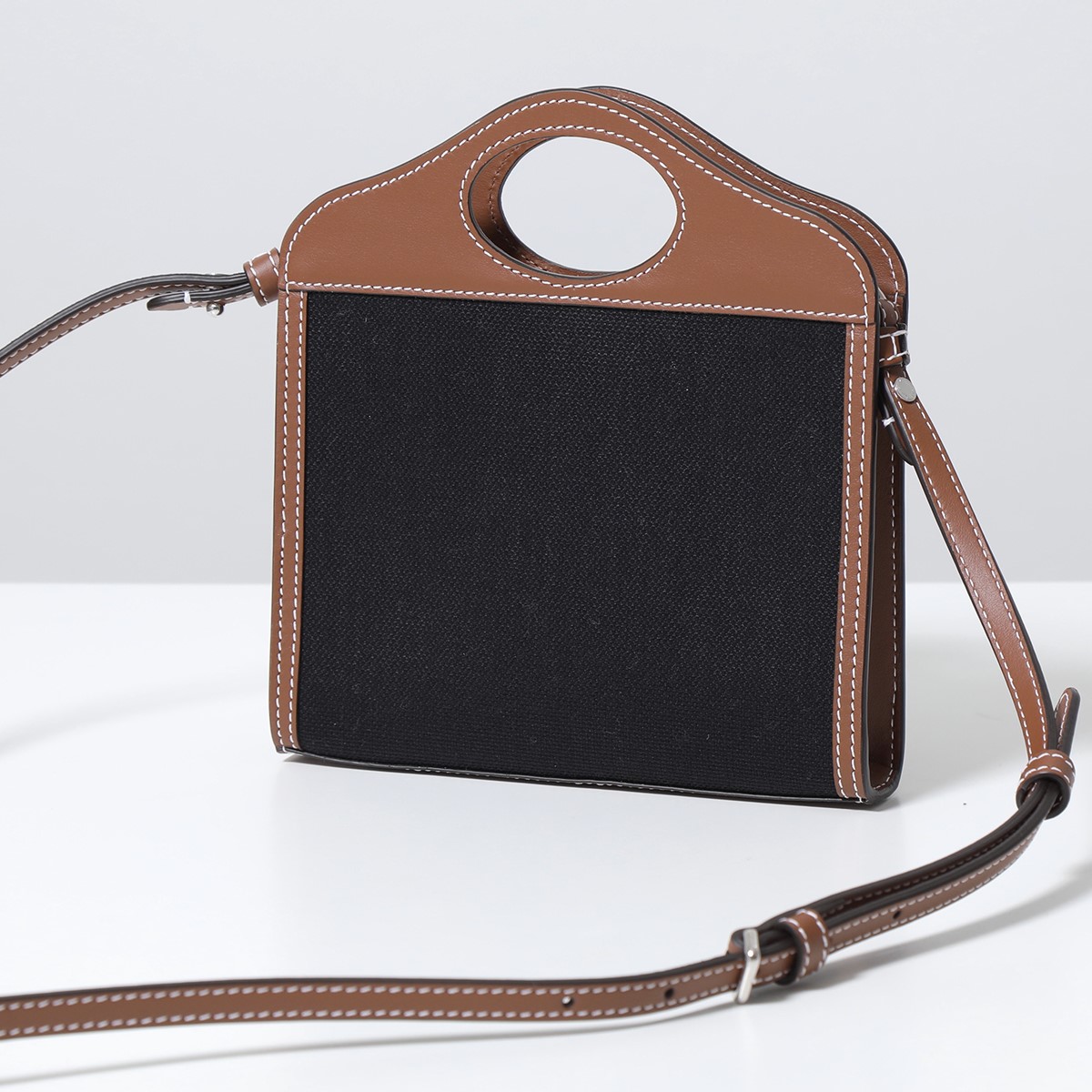 楽天市場】BURBERRY バーバリー ショルダーバッグ MICRO POCKET BAG