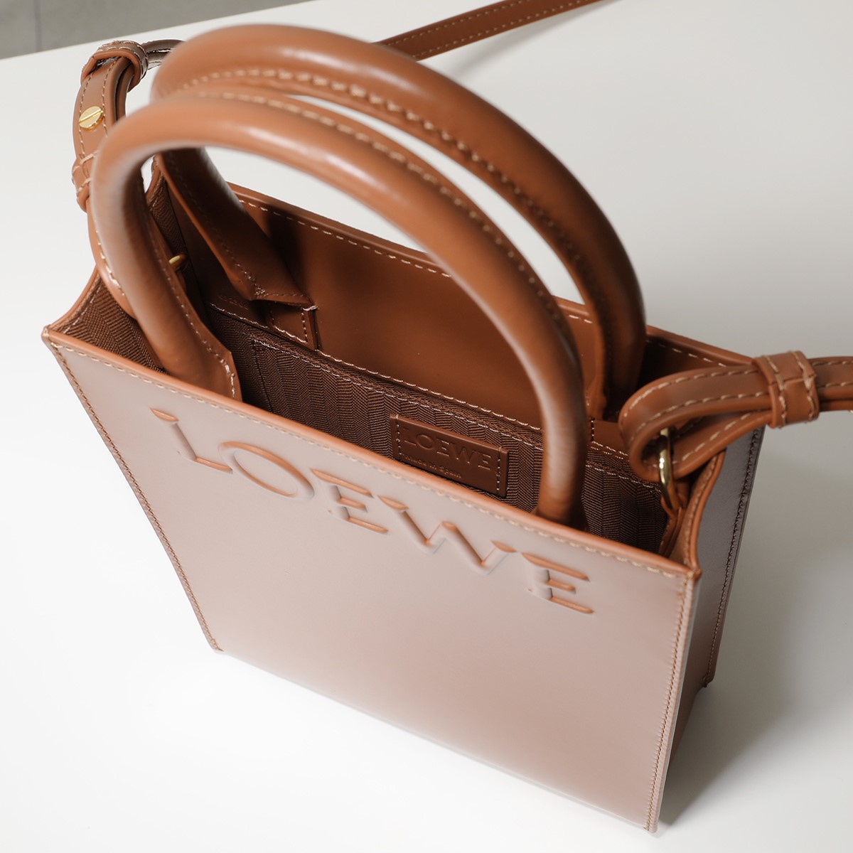 楽天市場】LOEWE ロエベ ショルダーバッグ STANDARD VERTICAL TOTE