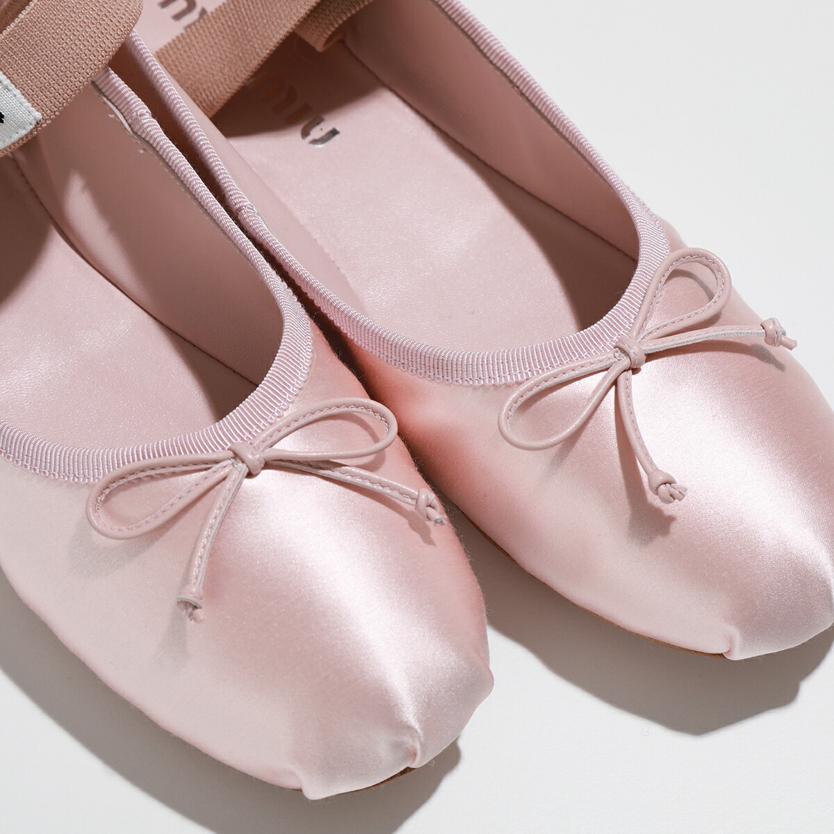 楽天市場】【最大2万円OFFクーポン対象・3/1限定】MIUMIU ミュウミュウ