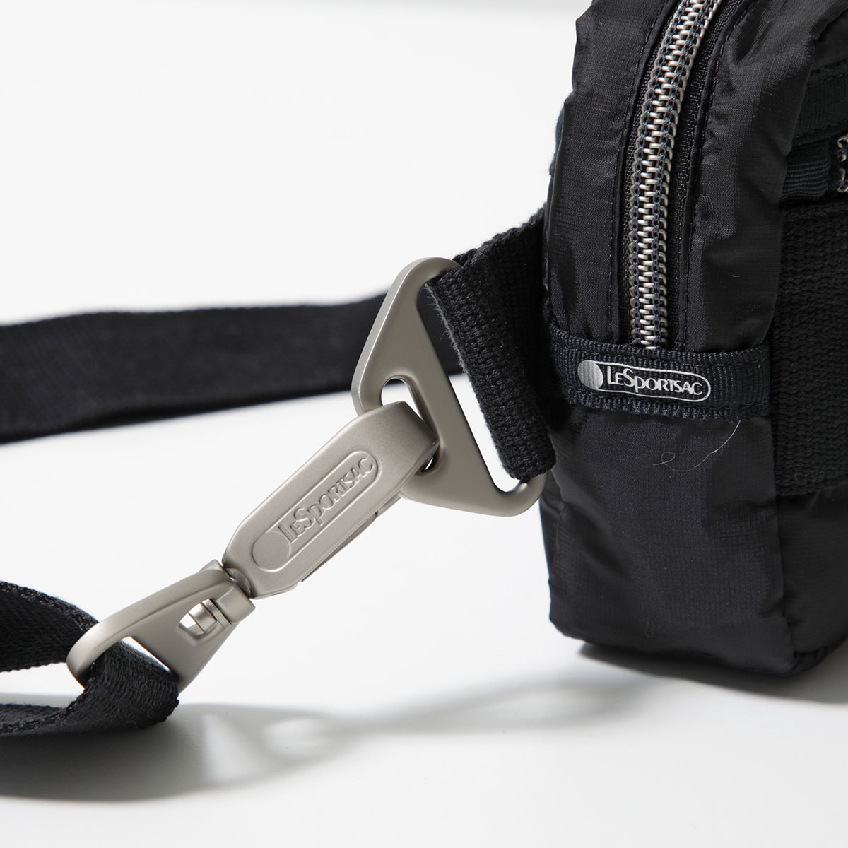 楽天市場】LeSportsac レスポートサック ボディバッグ ESSENTIAL RECT