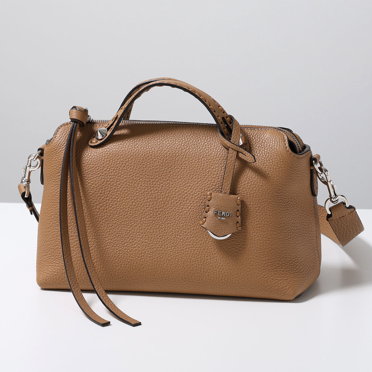 楽天市場】【最大2万円OFFクーポン対象・3/1限定】FENDI フェンディ