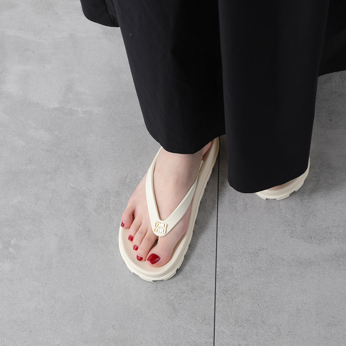 楽天市場】【最大2万円OFFクーポン対象・3/1限定】MIUMIU ミュウミュウ