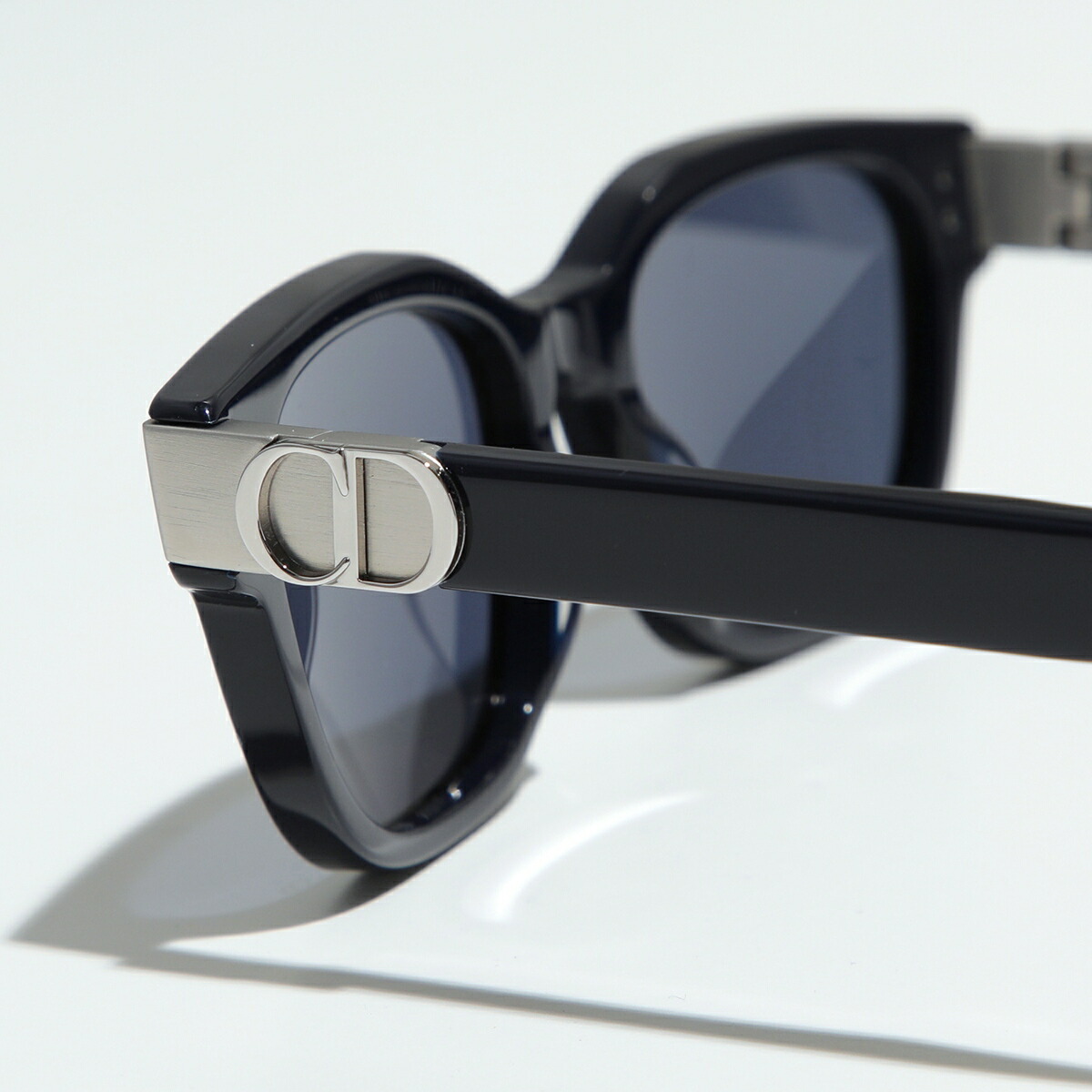 楽天市場】Dior ディオール サングラス CD Icon S1I 33B0 DM40122I 90V