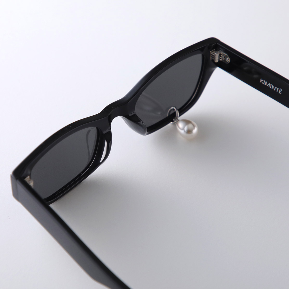楽天市場】KIMHEKIM キムヘキム サングラス PEARL TEAR CAT-EYE