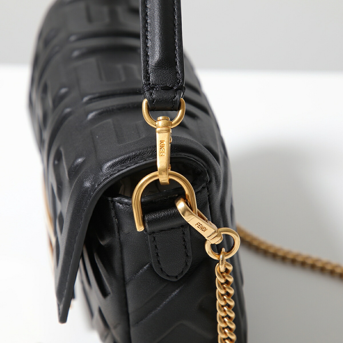 楽天市場】【最大2万円OFFクーポン対象・3/1限定】FENDI フェンディ