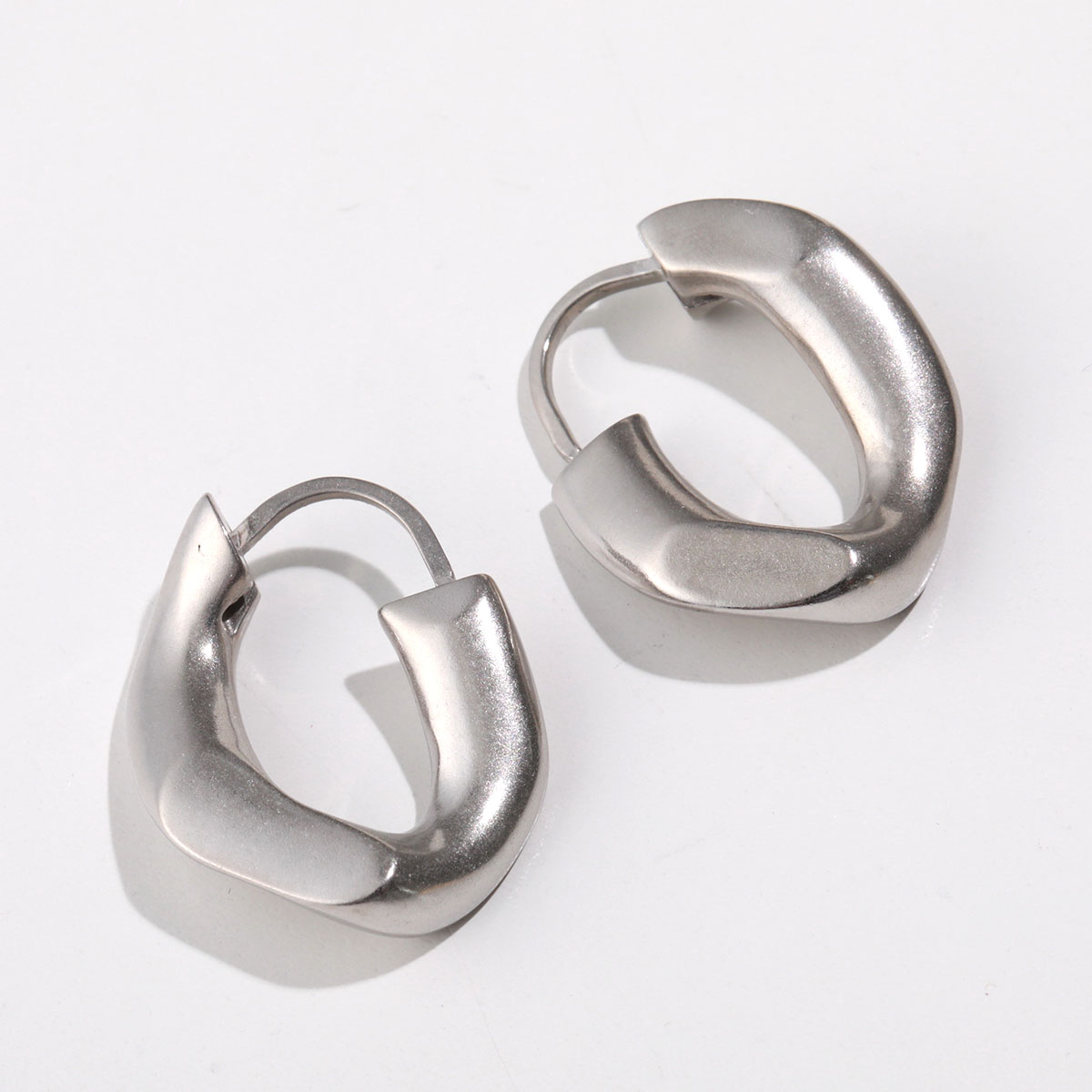 楽天市場】MAISON MARGIELA メゾンマルジェラ ピアス マイヨン