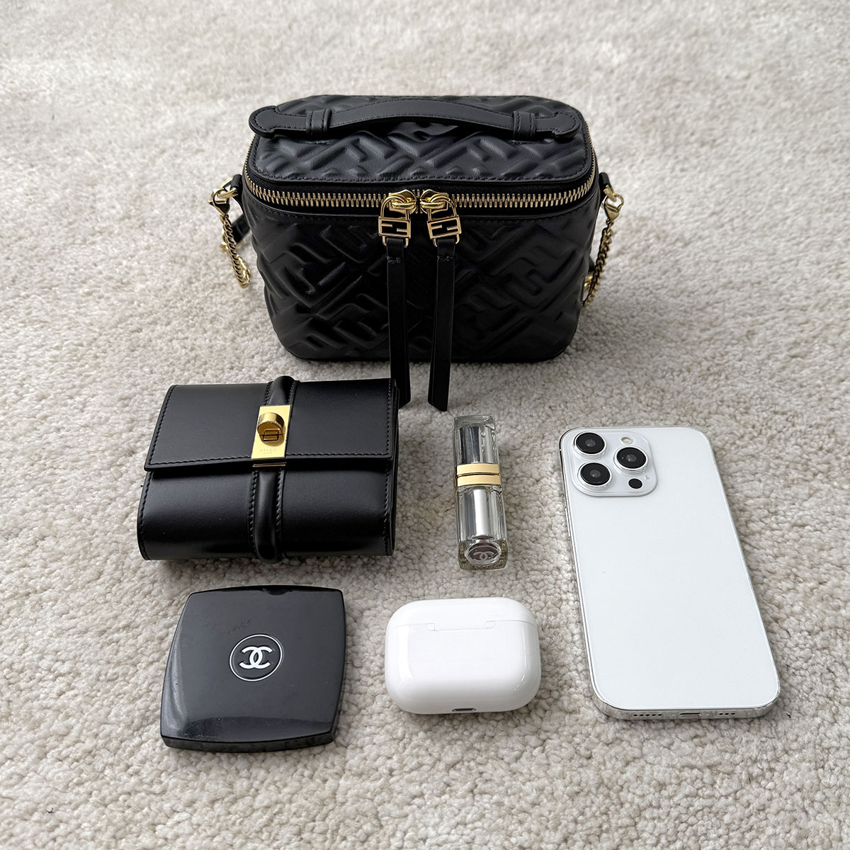 楽天市場】【最大2万円OFFクーポン対象・3/1限定】FENDI フェンディ