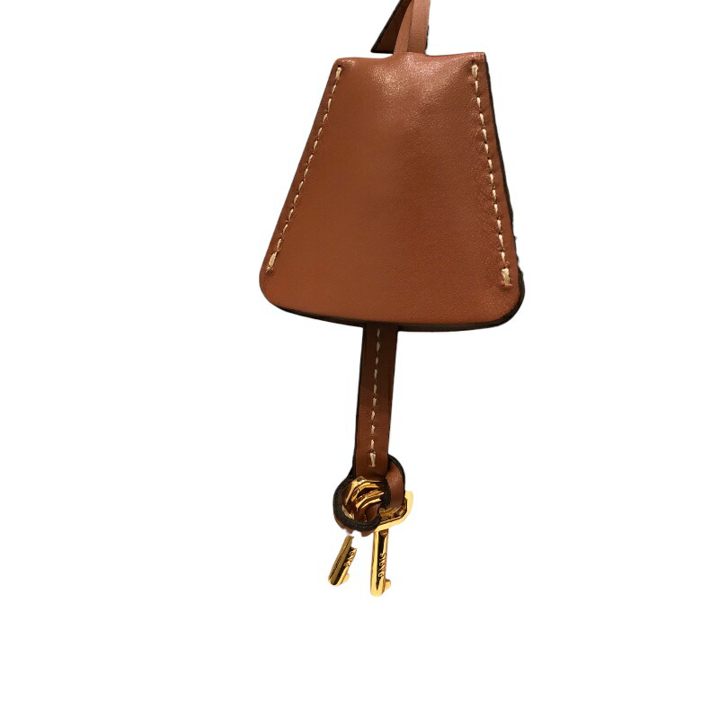 楽天市場】セリーヌ CELINE ミニホリゾンタルカバ 199742 トリオンフ