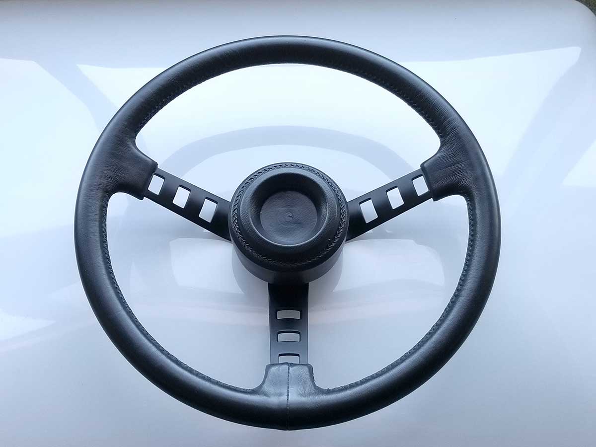楽天市場】ダットサン コンペ ステアリング レプリカ 350mm : オート
