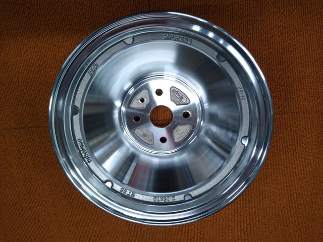 楽天市場】チューブレスホイール VESPA 50s / 90/ 100用 2.15-10