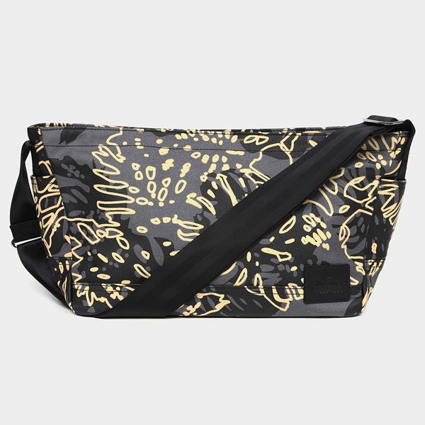 楽天市場】ヴィヴィアンウエストウッド Vivienne Westwoodショルダー