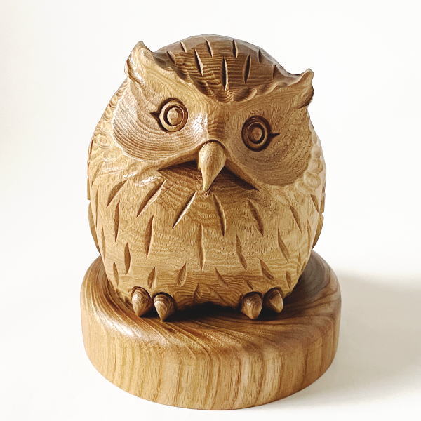 楽天市場】送料無料 木彫り しまふくろうの置物 槐（えんじゅ）の木