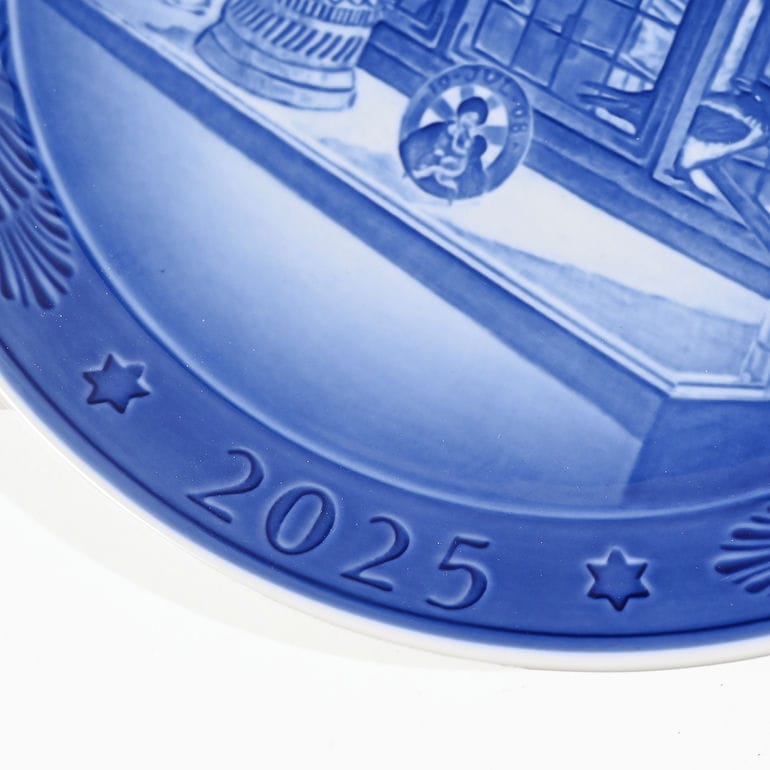 楽天市場】【名入れ可有料】ロイヤルコペンハーゲン イヤープレート