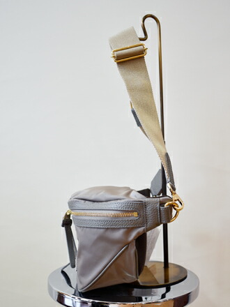 楽天市場】ADMJ ザ・デービス/ナイロン&牛革 クロスボディバッグ(ad194